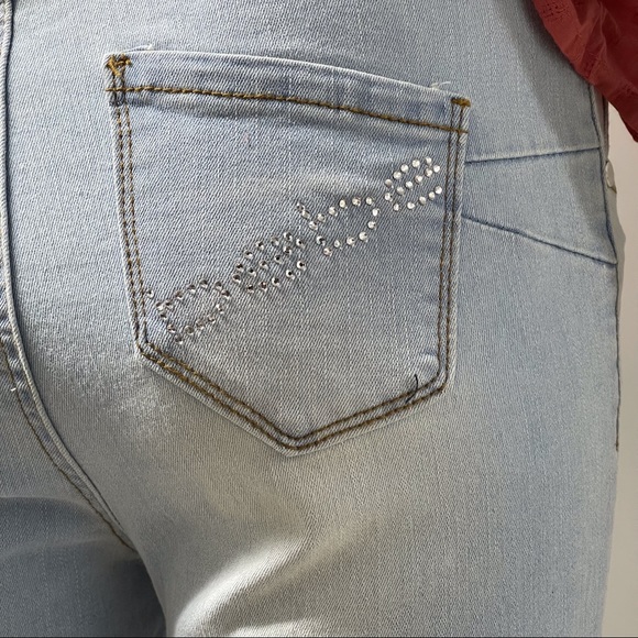 BEBE RHINESTONE SKINNY JEANS - Picture 8 of 8